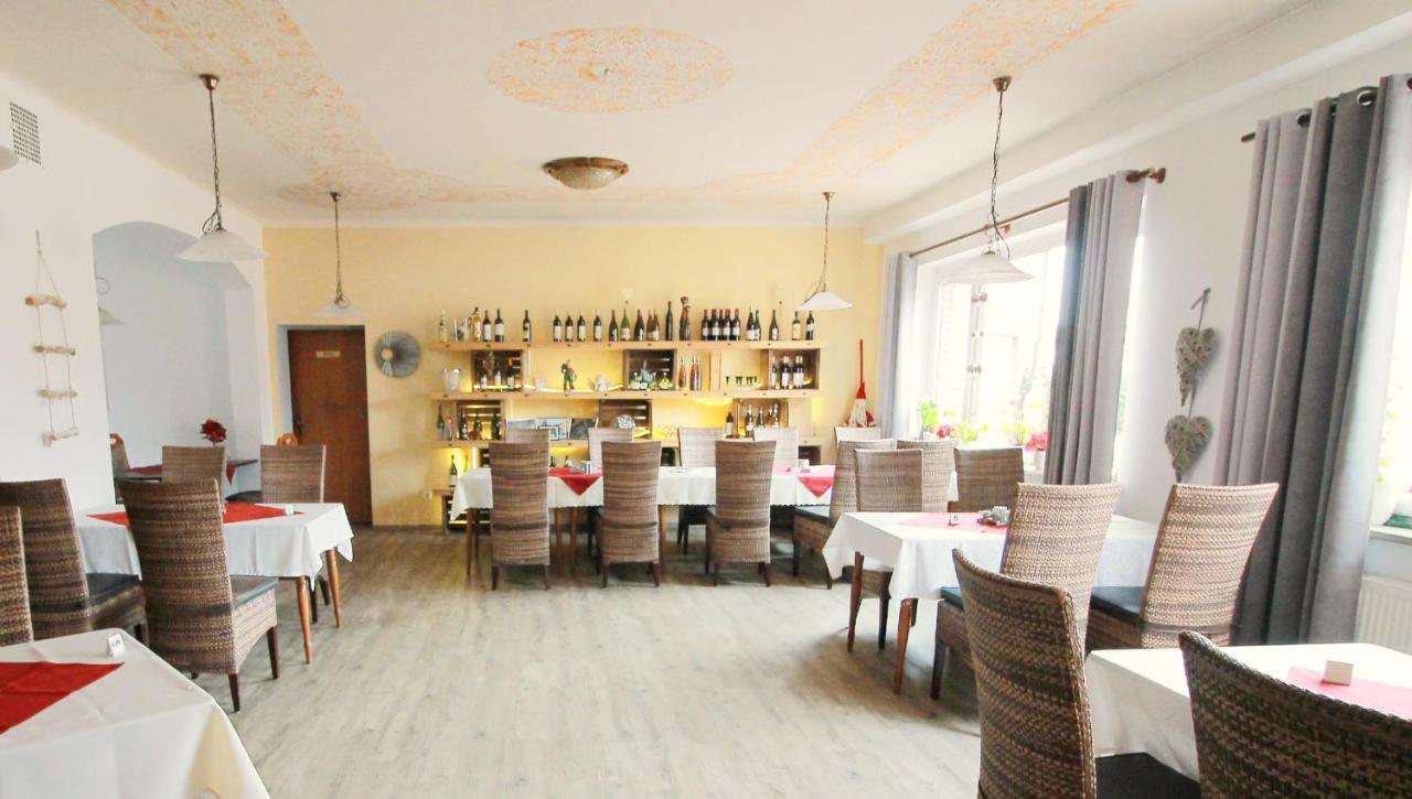 Hotel Zur Linde Hechthausen Extérieur photo
